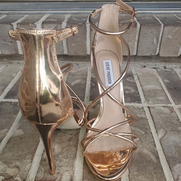 Steve Madden Rose Gold Strappy Sandle Heels - Picture 5 of 8